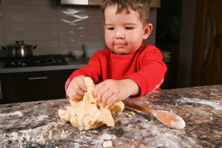 Thanksgiving Tips for Kids With Autism Who Are Picky Eaters - Little Spurs Autism Centers